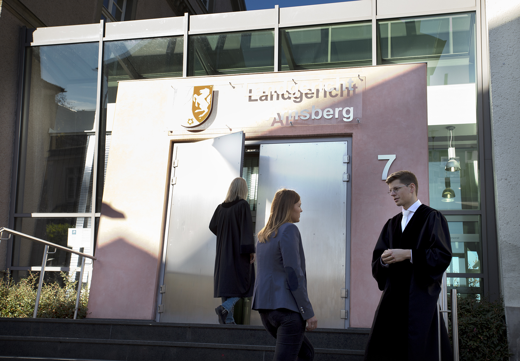 Haupteingang direkt